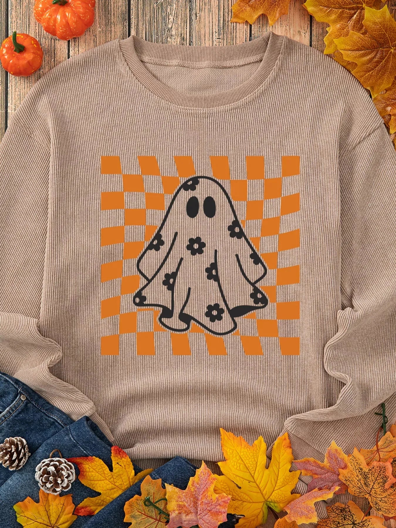 Ribbed Checkerboard Floral Ghost Halloween Graphic Sweatshirt