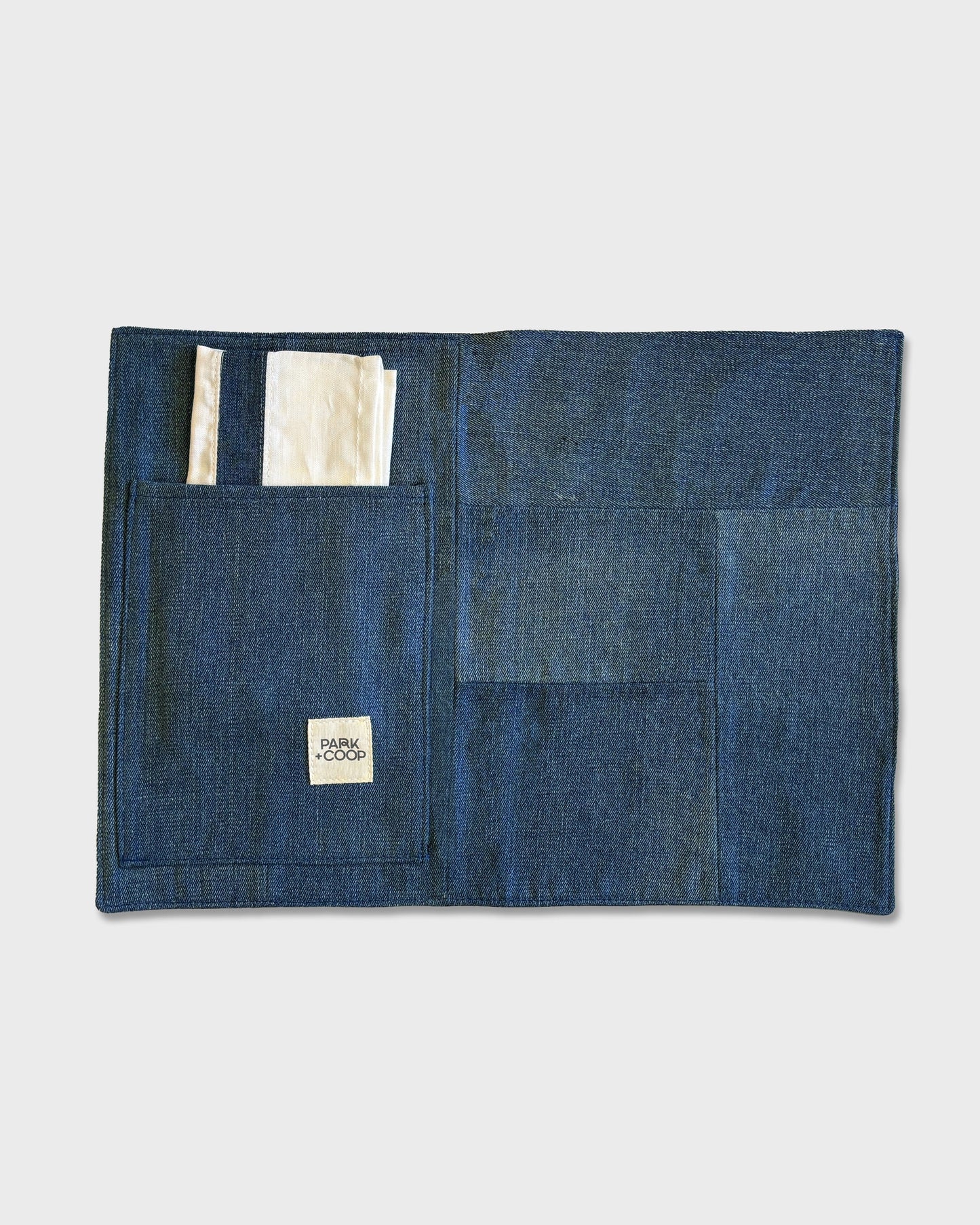 Set of 2 Two-Sided Placemats with Dinner Napkins