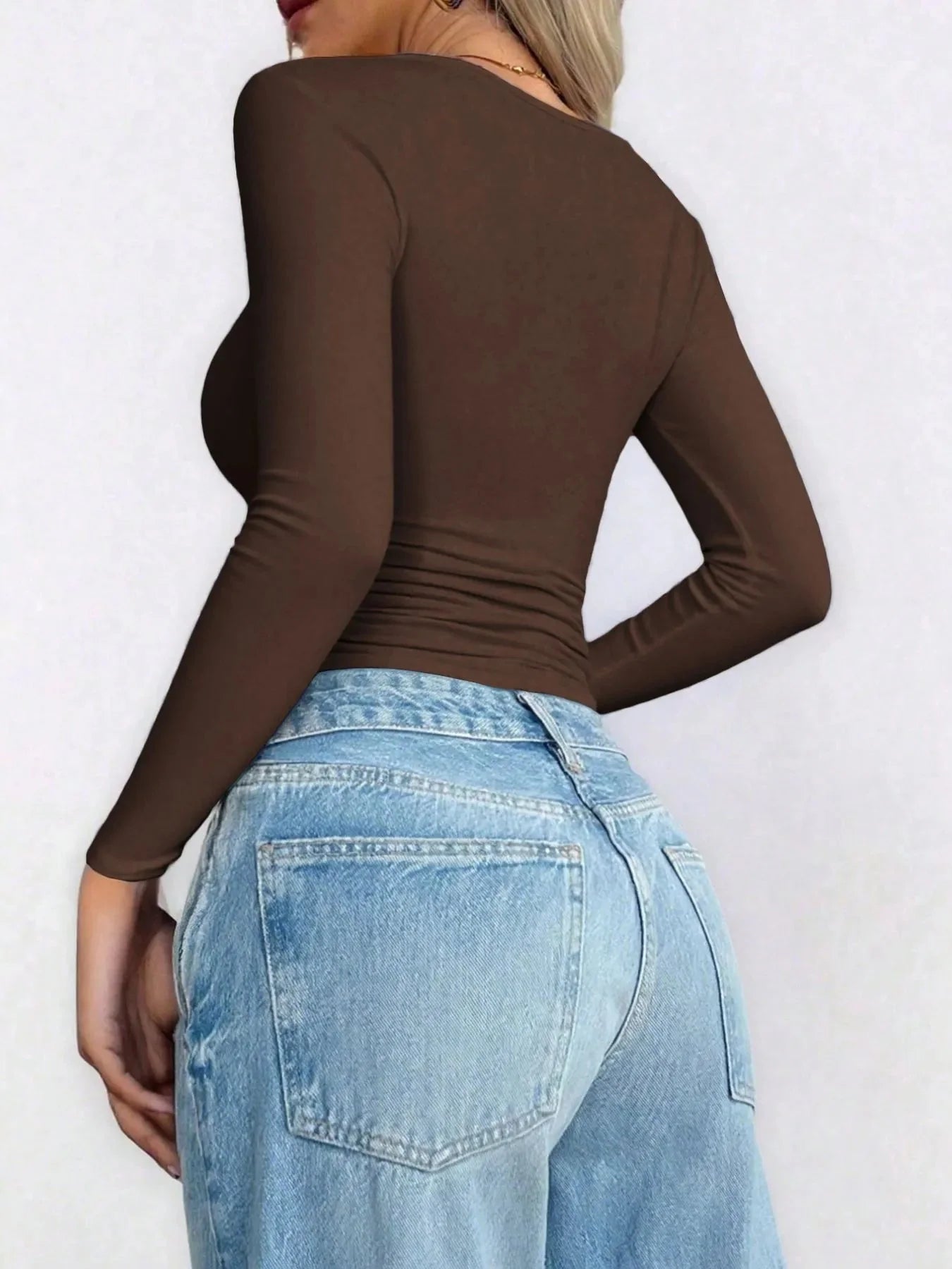 Scoop Neck Long Sleeve Fitted T Shirt