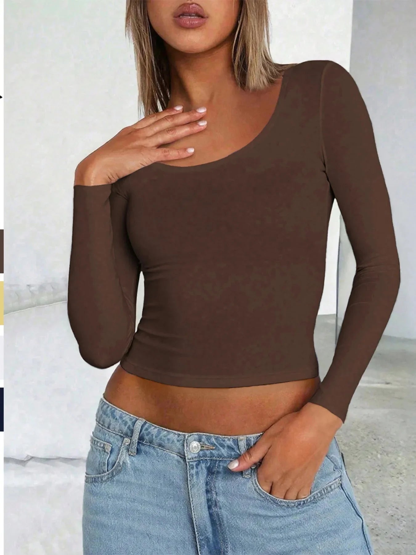 Scoop Neck Long Sleeve Fitted T Shirt